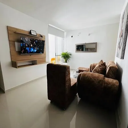 Moderno En Cartagena/ Playa. Aeropuerto! Apartamento *